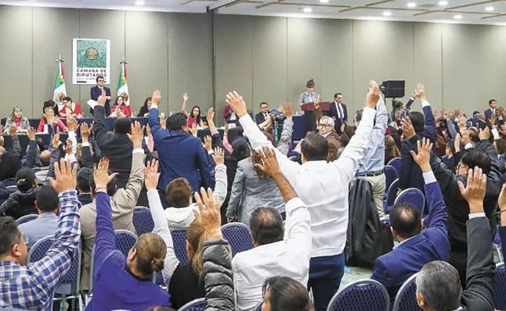 Ponchan a órganos autónomos y Bienestar conecta hit de 8 mil mdp