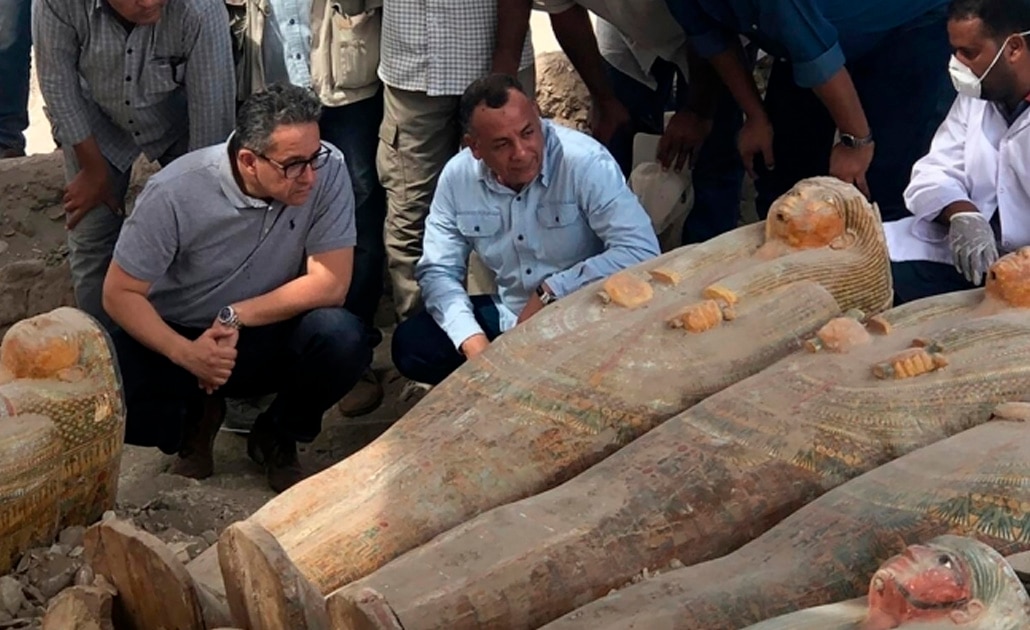 Descubre Egipto 20 ataúdes de más de 2 mil años de antigüedad