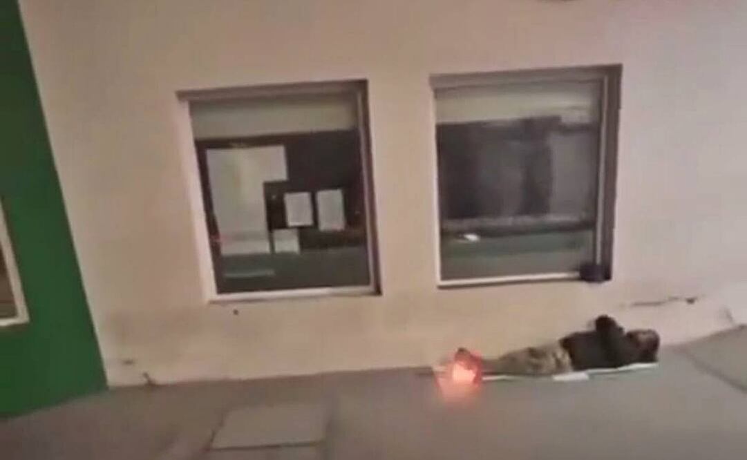 El video de la agresión contra un indigente en Ciudad Valles, San Luis Potosí, fue difundido en redes sociales. Foto: Captura de video