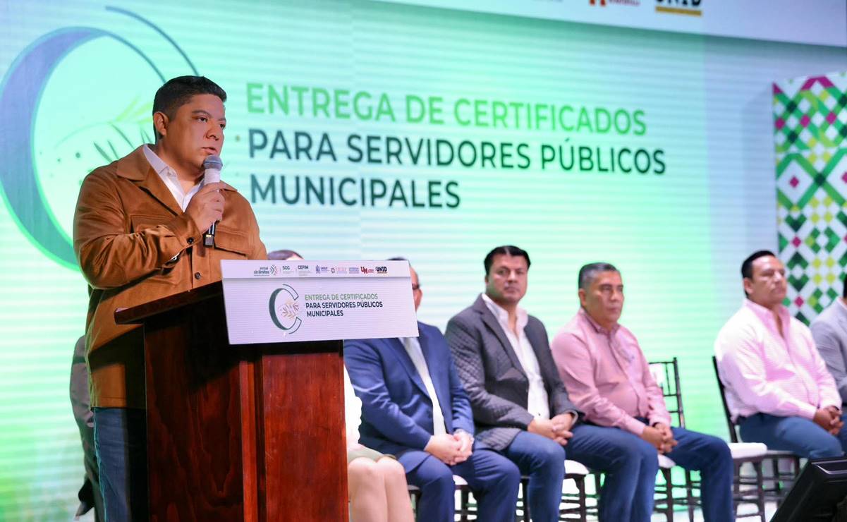 Critica Gallardo que municipios no sepan cobrar impuestos, especialmente el predial