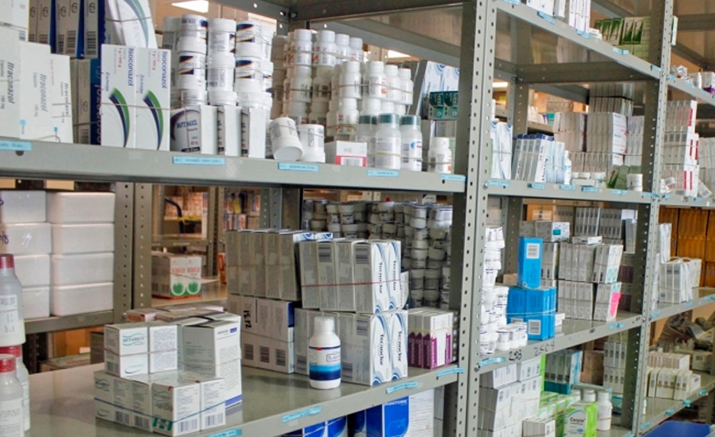 Femsa se queda con 100% de farmacias Socofar