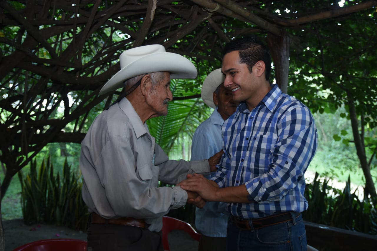 Aspirante a presidencia del PAN visitó Tamazunchale 