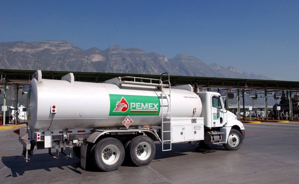 Pemex frena el huachicol, pero continúa perdiendo dinero