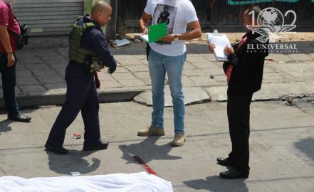 Ejecutan a hombre cerca del mercado República