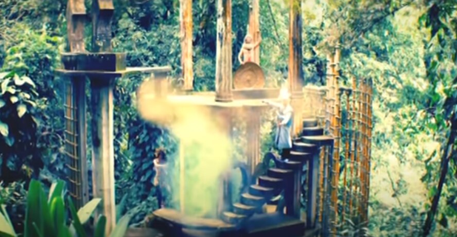 Foto: Captura YouTube Empire of the Sun - "We Are The People"