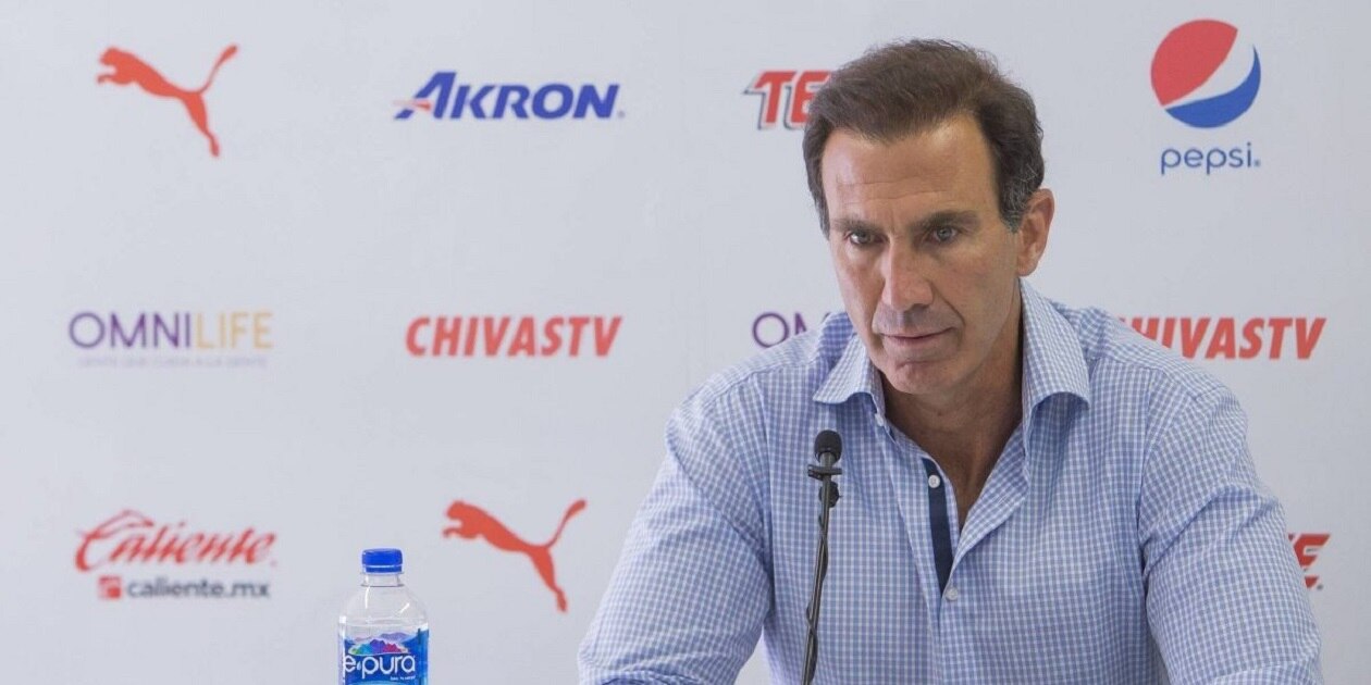 Gabriel de Anda también da un paso de costado