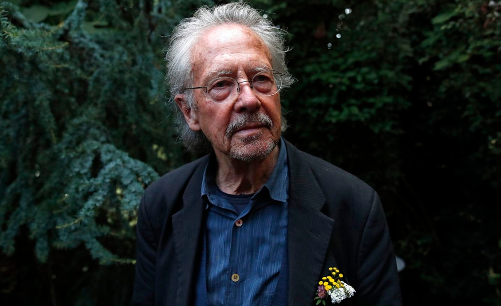 Víctimas de Guerra piden que a Peter Handke no le den el Nobel