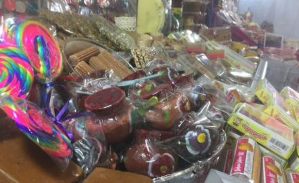 Productores potosinos promueven riqueza del estado en la FENAPO