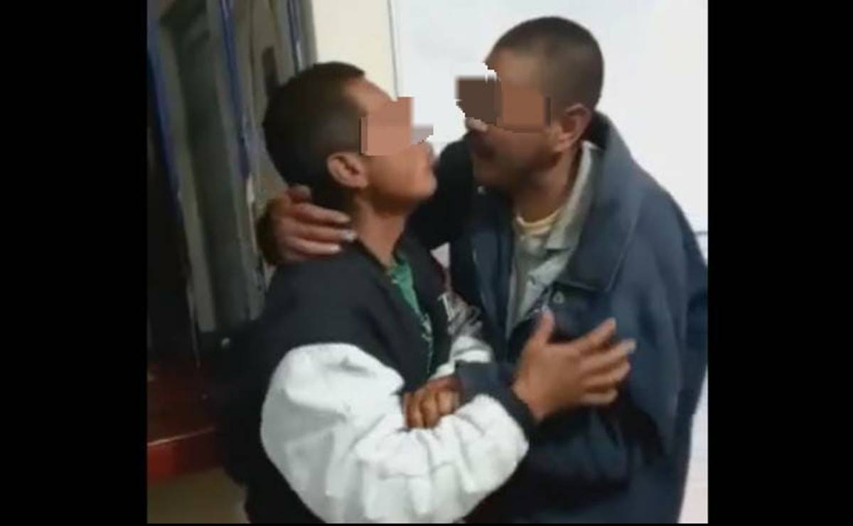 Por maltrato animal y video de beso a indigente, alcaldesa de Charcas, SLP, pide investigar a policías municipales