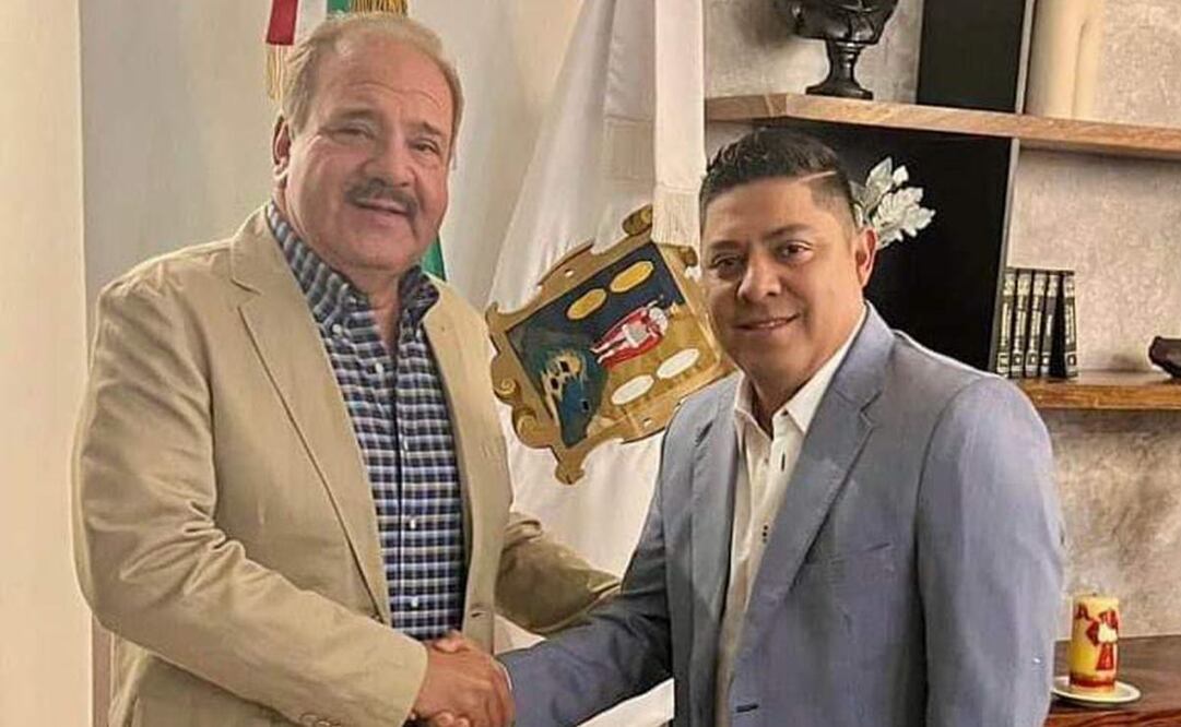 Enrique Galindo ofrece trabajar en conjunto con Mario García, nuevo secretario de Cultura en SLP. Foto: Especial