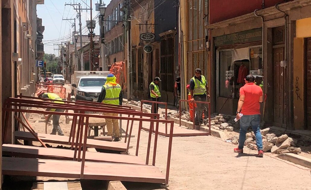 Cableras y telefónicas, obstáculo para concluir obras de calle Guerrero en Centro Histórico