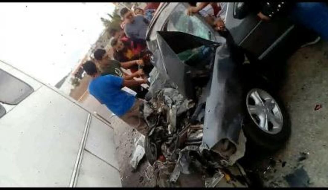 Choque en Ciudad Satélite