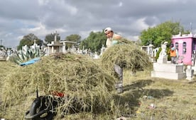 Alistan el panteón "El Saucito" para Día de Muertos; limpieza registra 50% de avance, según Ayuntamiento de SLP