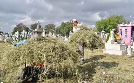 Alistan el panteón "El Saucito" para Día de Muertos; limpieza registra 50% de avance, según Ayuntamiento de SLP