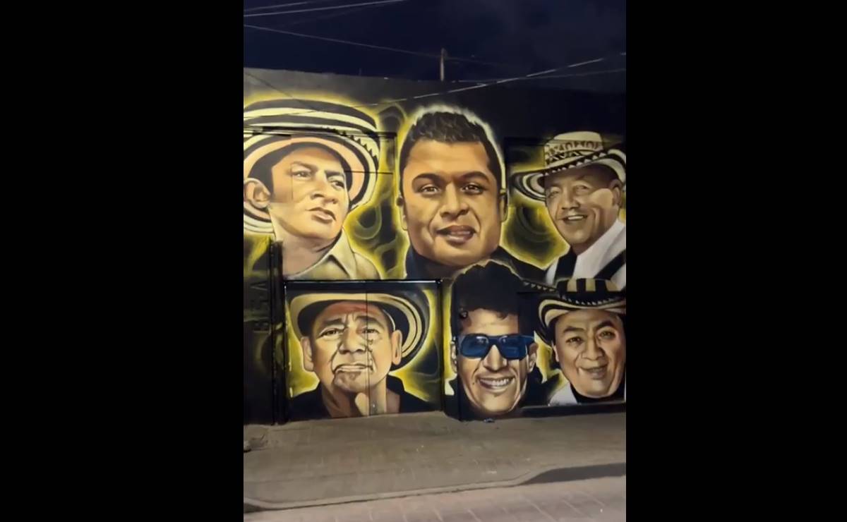 Cumplen sueño del Rey del Wepa; con mural "La escuela de la cumbia" inmortalizan al potosino
