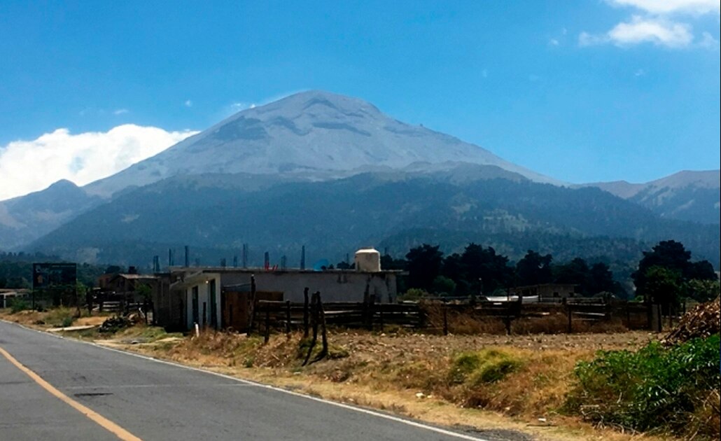 Alistan albergues en Puebla por actividad del volcán Popocatépetl
