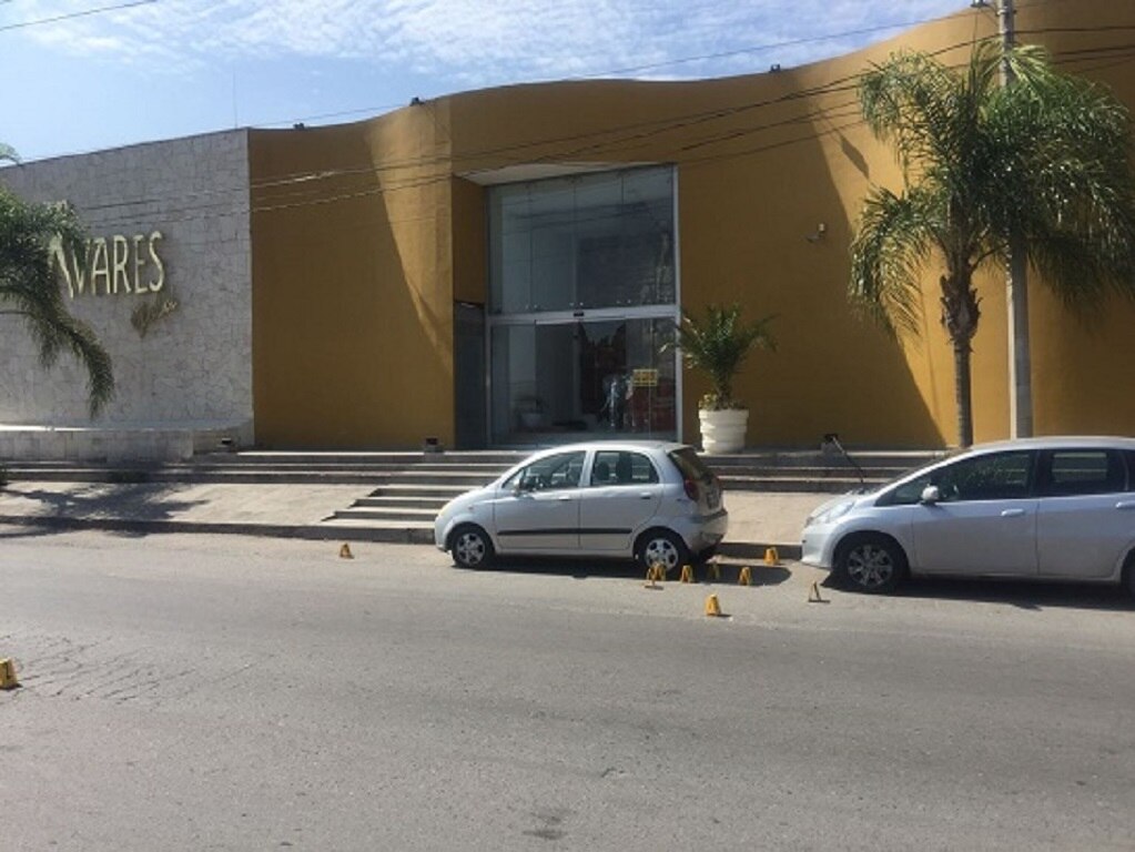 Balean fachada del Tavares, un lesionado