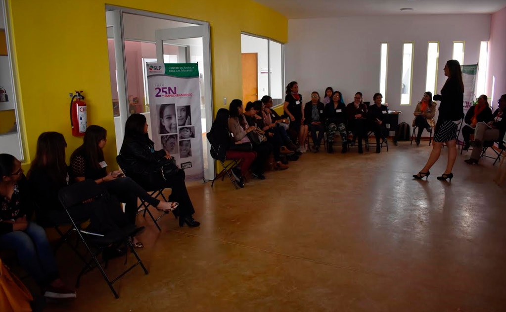 Inician actividades del Foro 25N en Matehuala