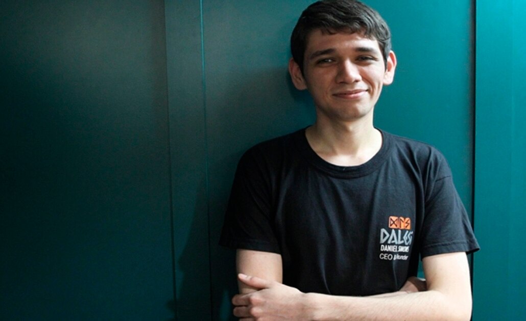 Daniel Simons, el joven argentino al que los videojuegos le salvaron la vida