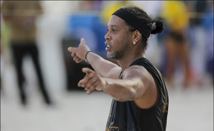 Ronaldinho entre el engaño, el fraude y la fiesta en Cancún