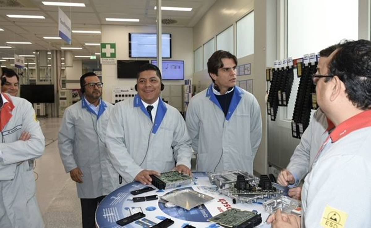 Celebra Gallardo la intención de inversión de Bosch en SLP al iniciar gira por Alemania