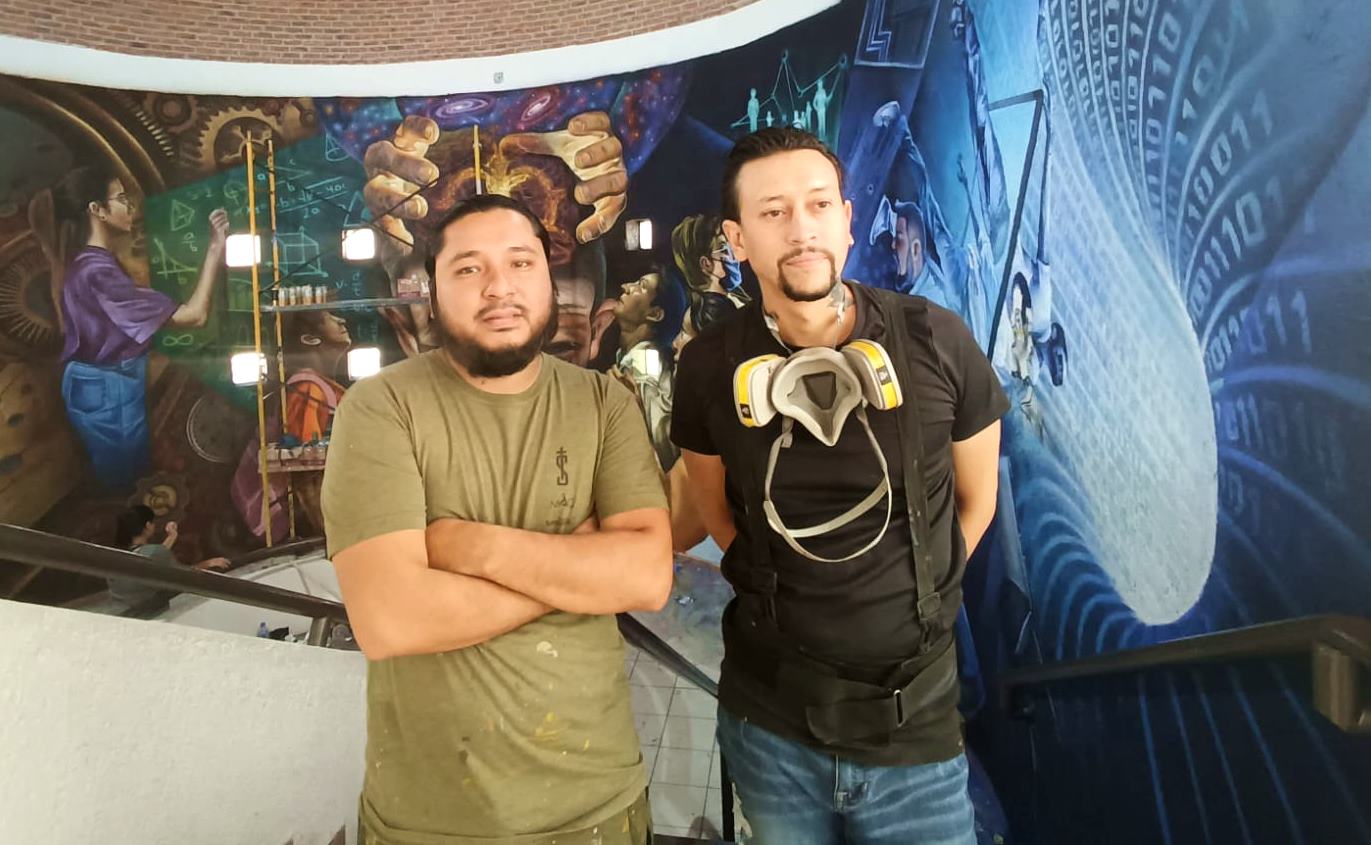 De la ilegalidad a lo artístico, jóvenes potosinos se titulan con mural educativo
