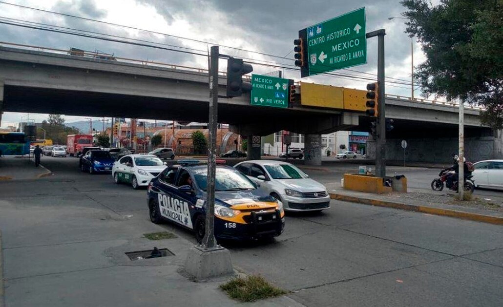 Realizarán cierres viales por obras en distribuidor Juárez