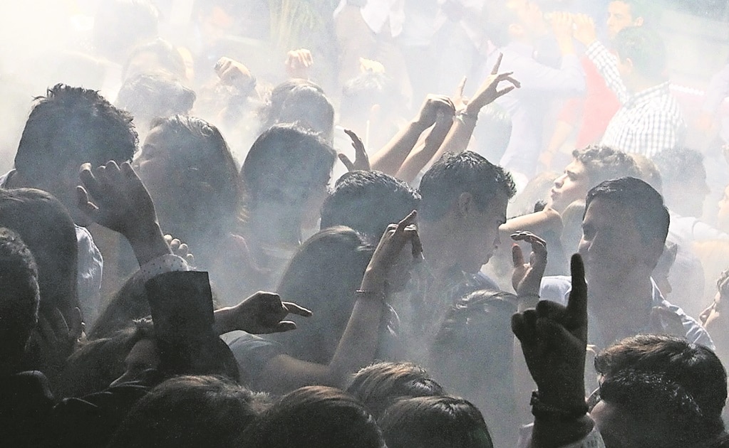 Mónica Liliana Rangel, titular de Salud en la entidad, llamó, sobre todo a los jóvenes, a evitar acudir a este tipo de reuniones. Foto: Archivo. EL UNIVERSAL