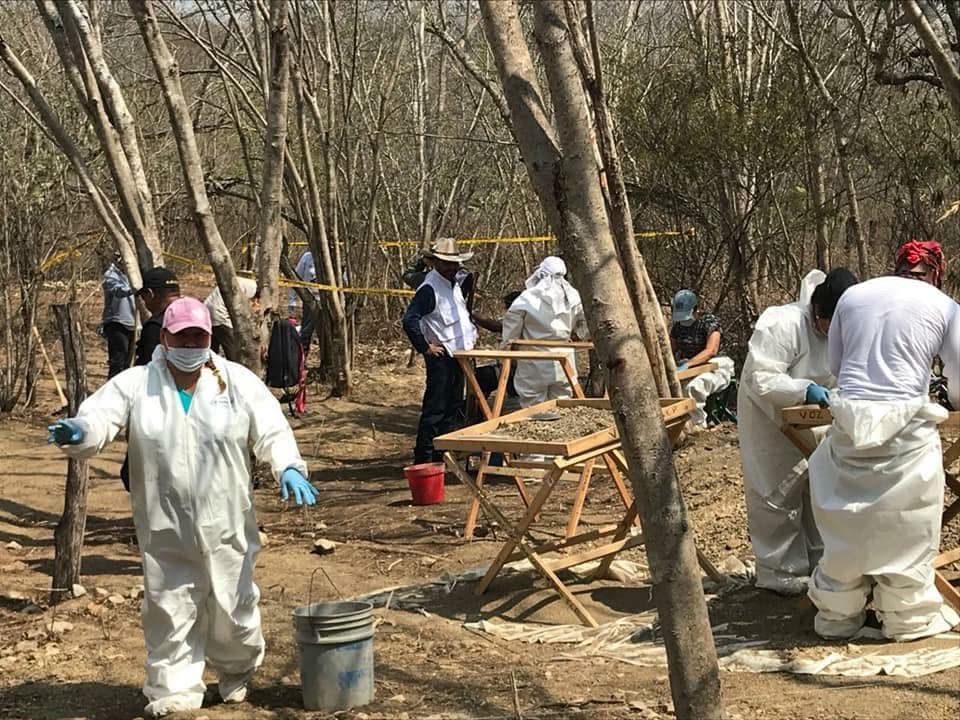 2024: Entre fosas y campos de exterminio buscan llevar de regreso a sus desaparecidos en SLP 