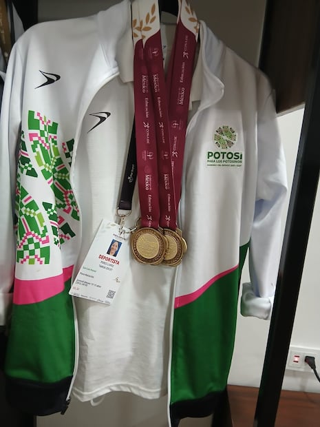 Medallas de oro de Tania. Foto: Especial