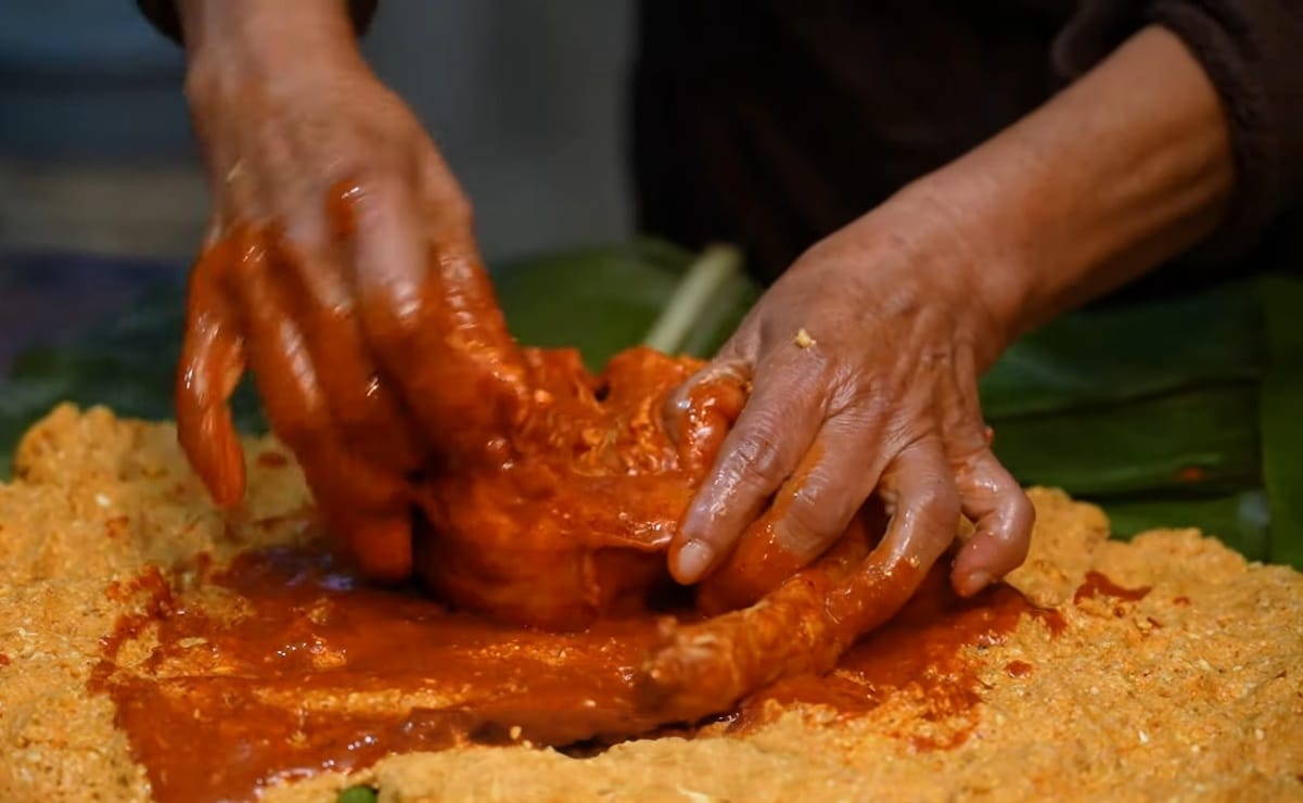 El patlache, joya de la gastronomía huasteca, refleja la conexión entre los pueblos indígenas, el maíz y las tradiciones que perduran en cada celebración. Foto: Gobiernos de México.