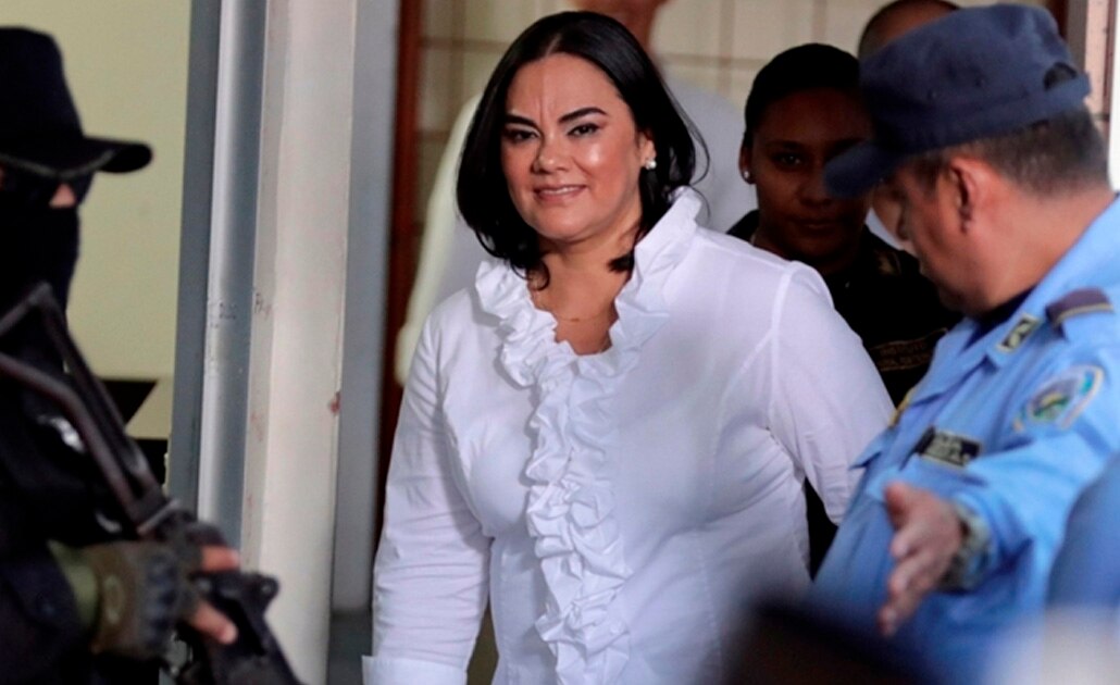 Condenan a 58 años por corrupción a la esposa de expresidente hondureño