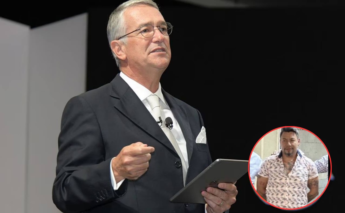 Por medio de la plataforma X, el fundador de Grupo Salinas se mostró confuso por el hecho.  Foto: Especial