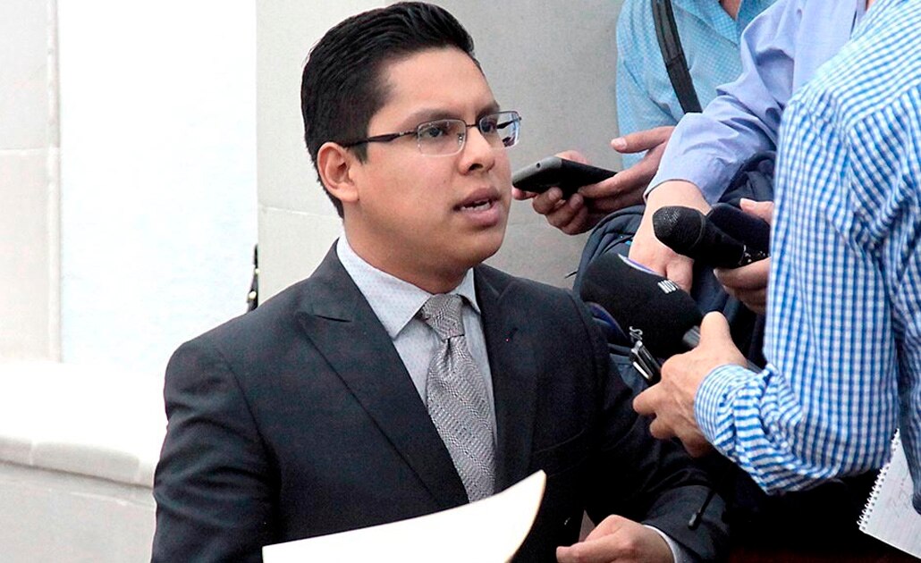 Nombramiento de Oficial Mayor del Congreso se iría a “tiempo extra”