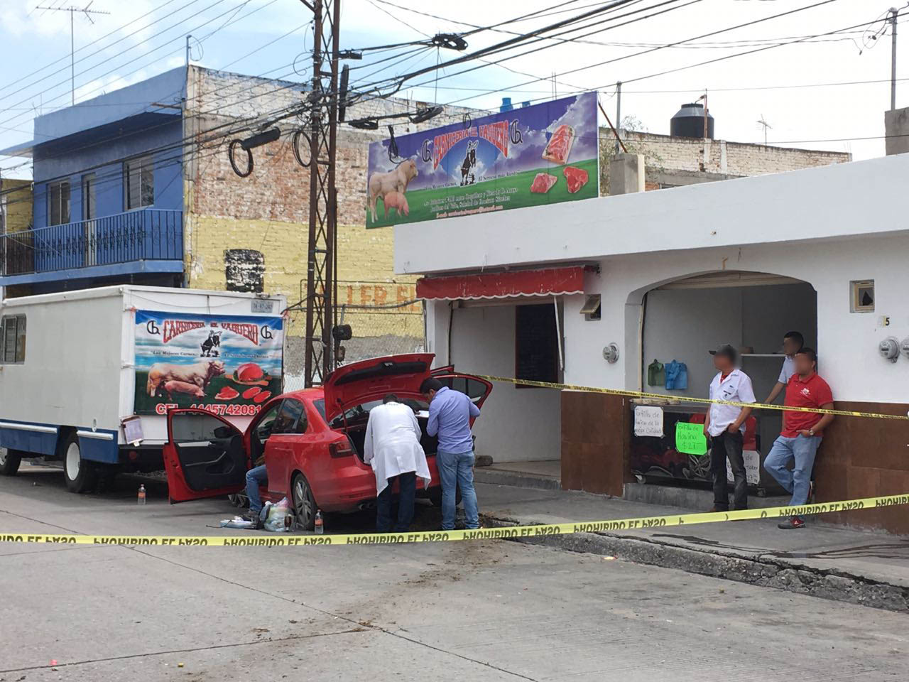 Persecución termina en choque, 2 detenidos 