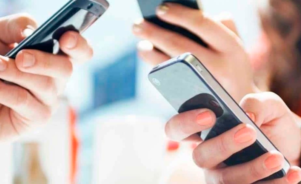 AT&T no debe cobrarte cargo anual por equipo contratado en pagos: Profeco