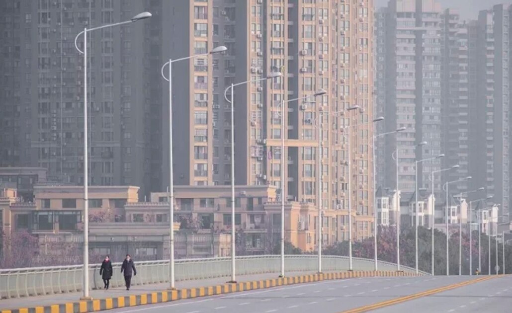 La ciudad de Wuhan luego de que se declarara una cuarentena por el brote del nuevo coronavirus (Foto: AP)