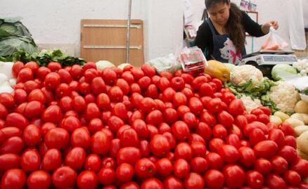 ¿Por qué está tan caro el jitomate?