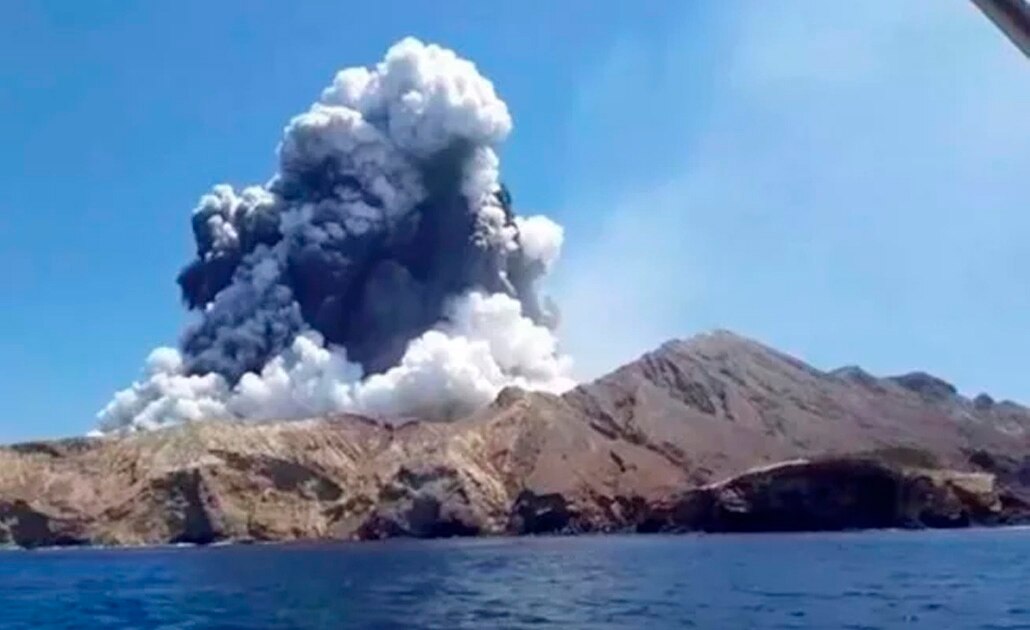 Descartan que haya supervivientes tras erupción de volcán en Nueva Zelanda