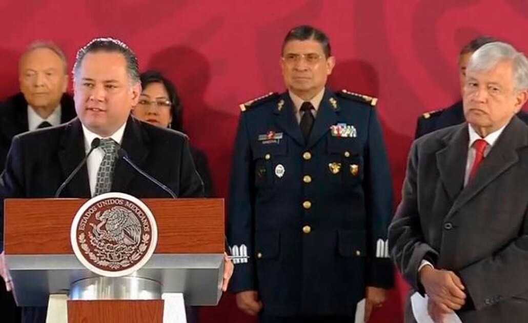 Con robo de combustible se han blanqueado 10 mil mdp: Santiago Nieto