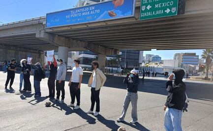 Bloquean Circuito Potosí y Chapultepec; estudiantes de la UASLP paralizan la zona 