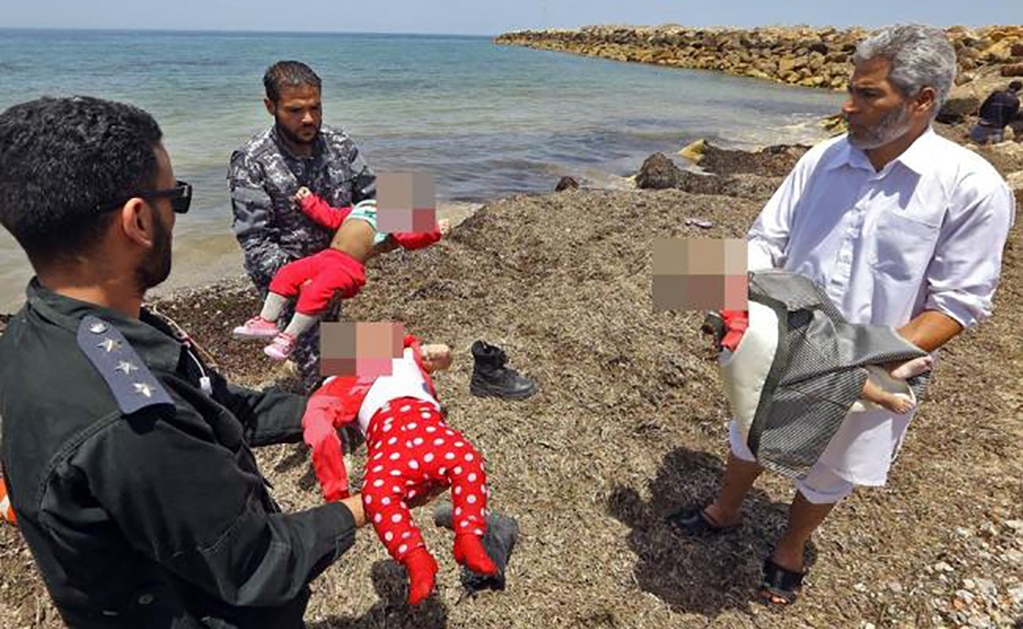 Las imágenes recordaron la muerte del niño Aylan Kurdi hace unos años. Foto: AFP