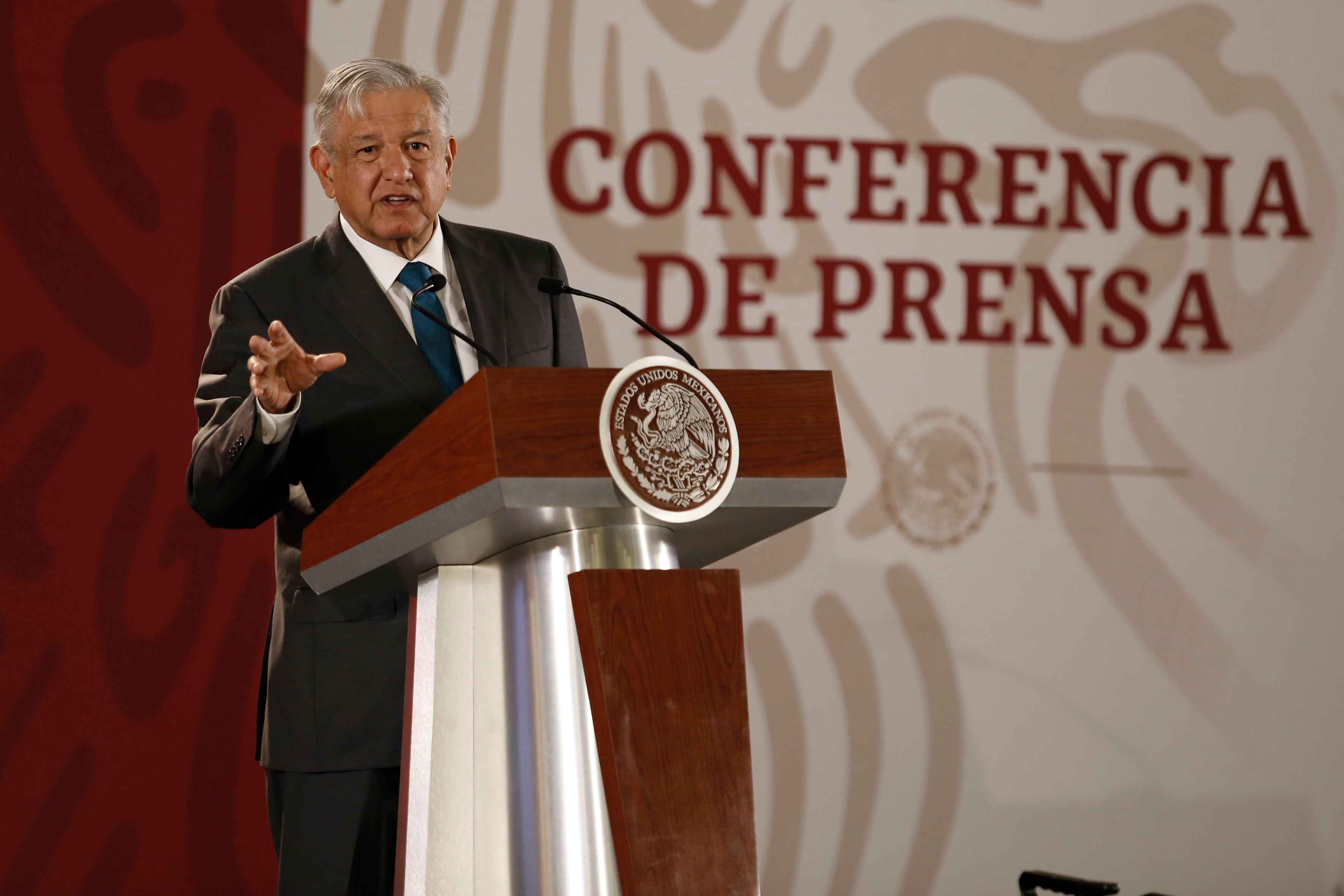 Dos de cada tres estancias presentan irregularidades: AMLO