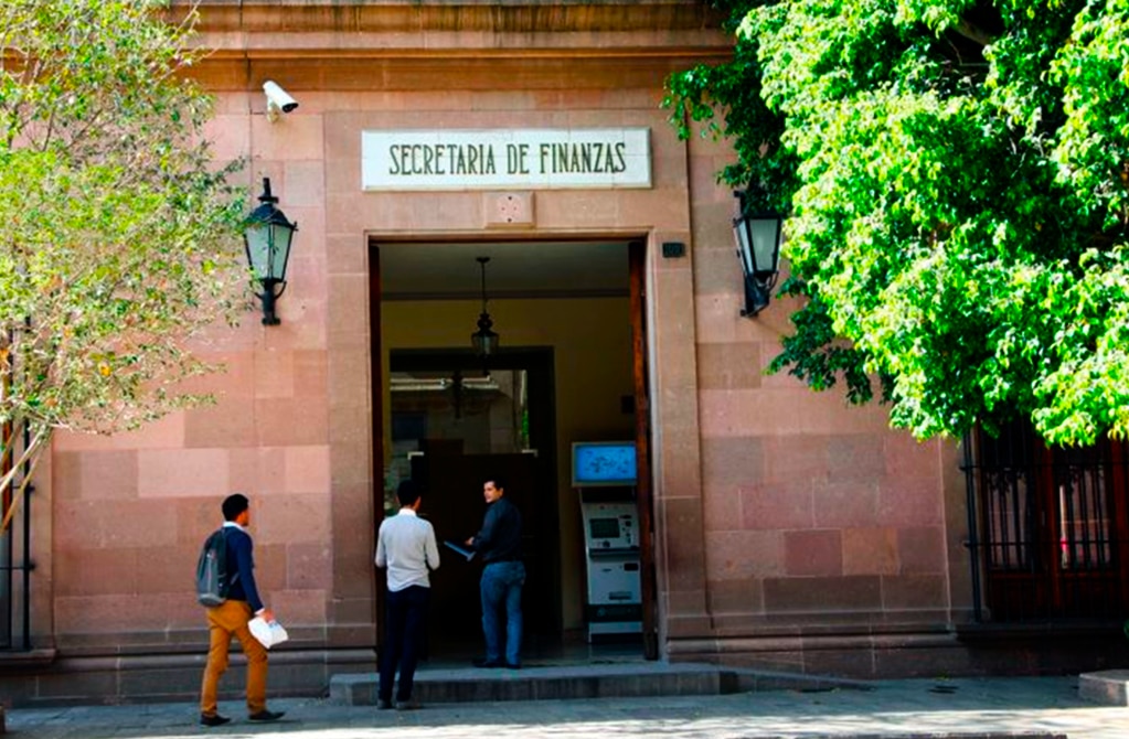 Finanzas sí abonó a adeudo de Fondo de Pensiones: Ugalde