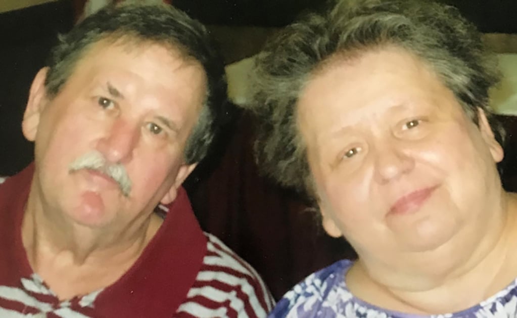 Luego de 45 años de matrimonio, pareja de EU muere por minutos de diferencia
