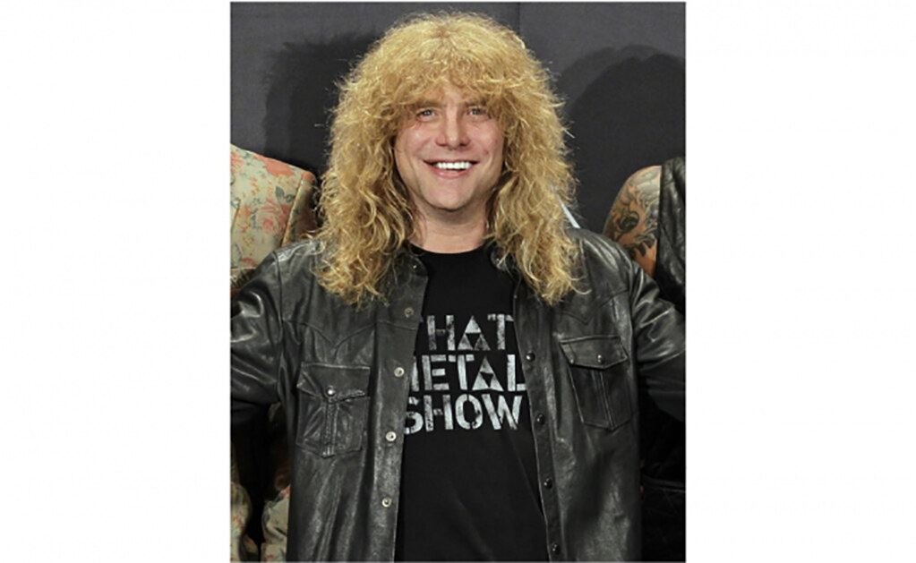 Hospitalizan a Steven Adler, exbaterista de Guns N' Roses, tras apuñalarse