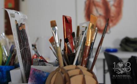 Verónica Elías, la artista detrás del cartel de la Procesión del Silencio 2019