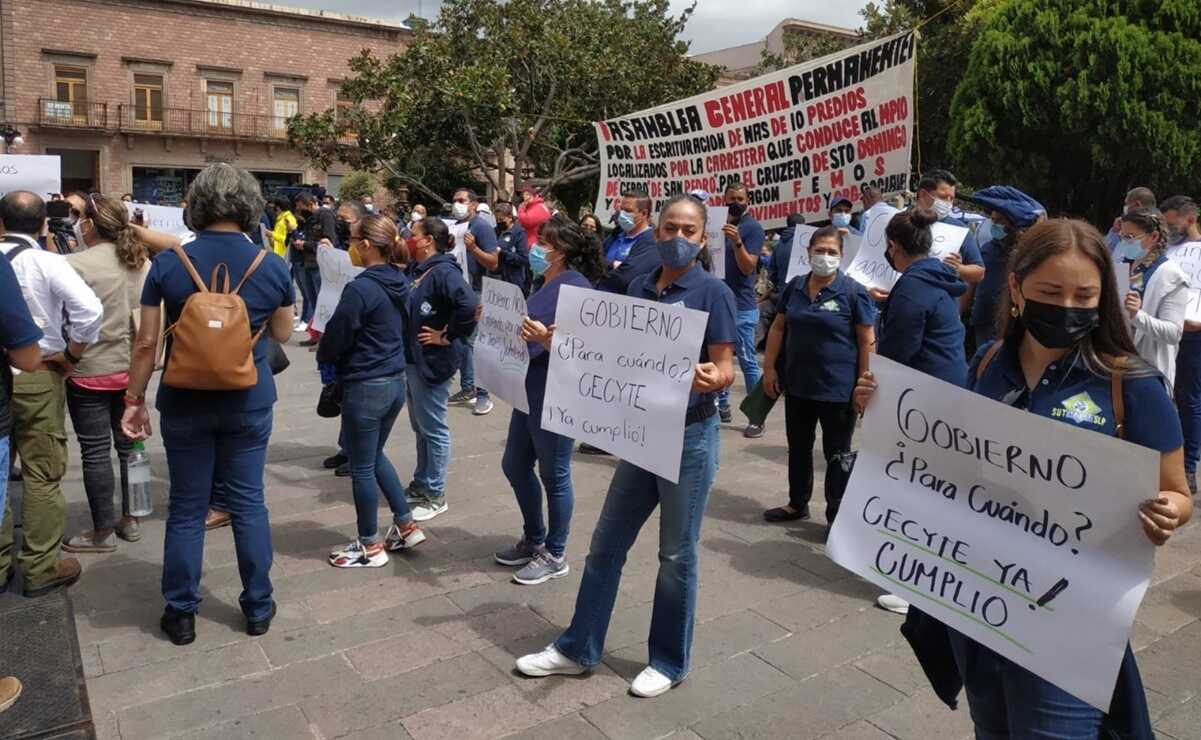 Denuncian déficit de personal en el CECYTE de SLP; temen que se pierdan las plazas laborales. Foto: Especial