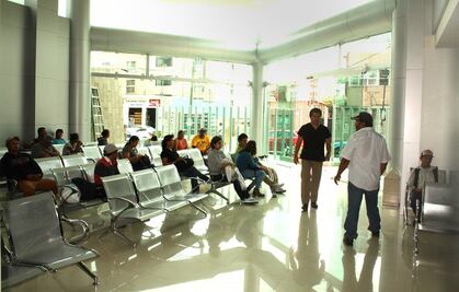 IMSS supera los 400 mil puestos de trabajo