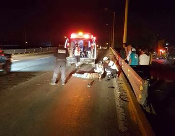 Joven muere arrollado en la carretera Matehuala